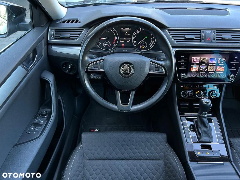 Skoda Superb 2.0 TDI 4x4 Style DSG - 6
