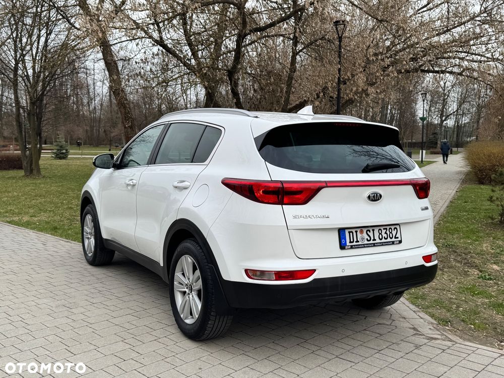 Kia Sportage 1.6 GDI 2WD DREAM-TEAM EDITION - 4