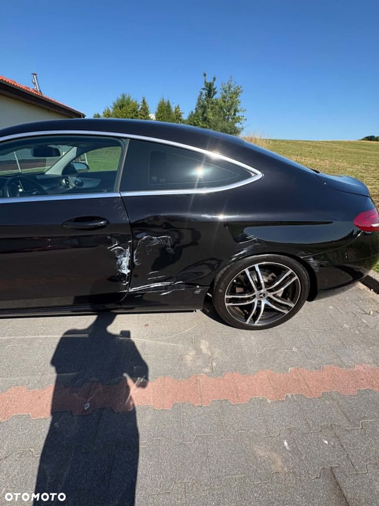 Mercedes-Benz Klasa C 200 9G-TRONIC Edition 1 - 8
