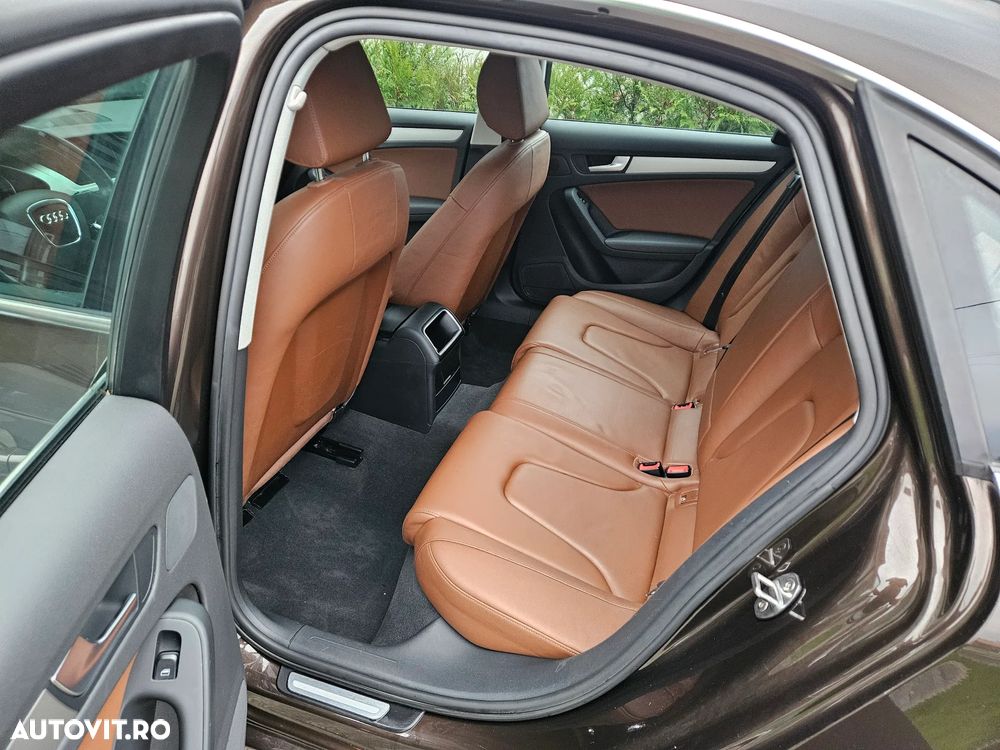 Audi A4 2.0 TDI DPF Attraction - 13