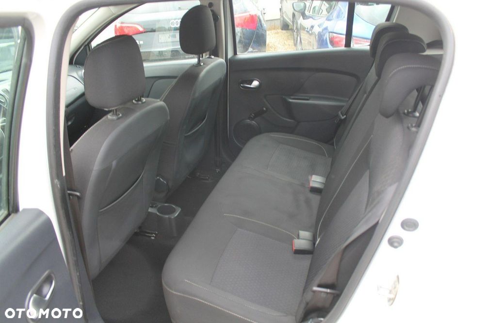 Dacia Sandero - 10