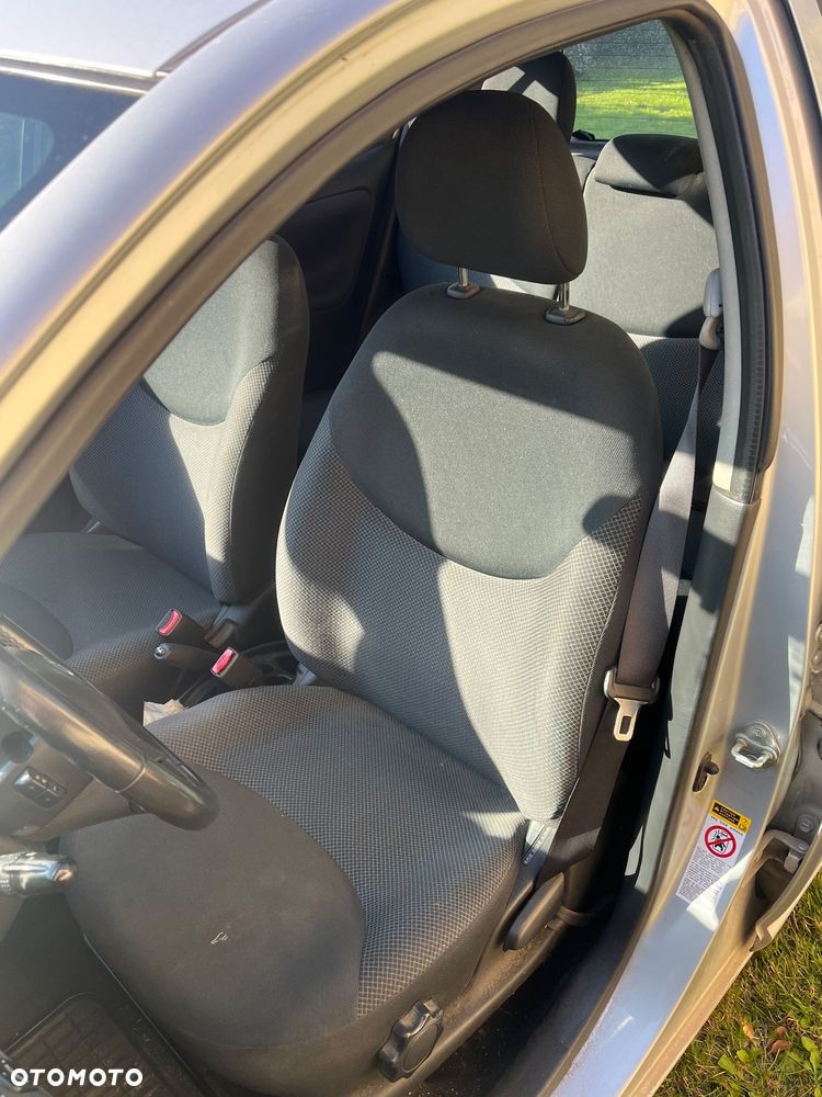 Toyota Yaris 1.4 D-4D - 9