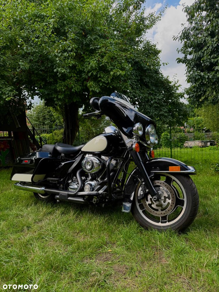 Harley-Davidson FLHT Electra Glide Standard - 1