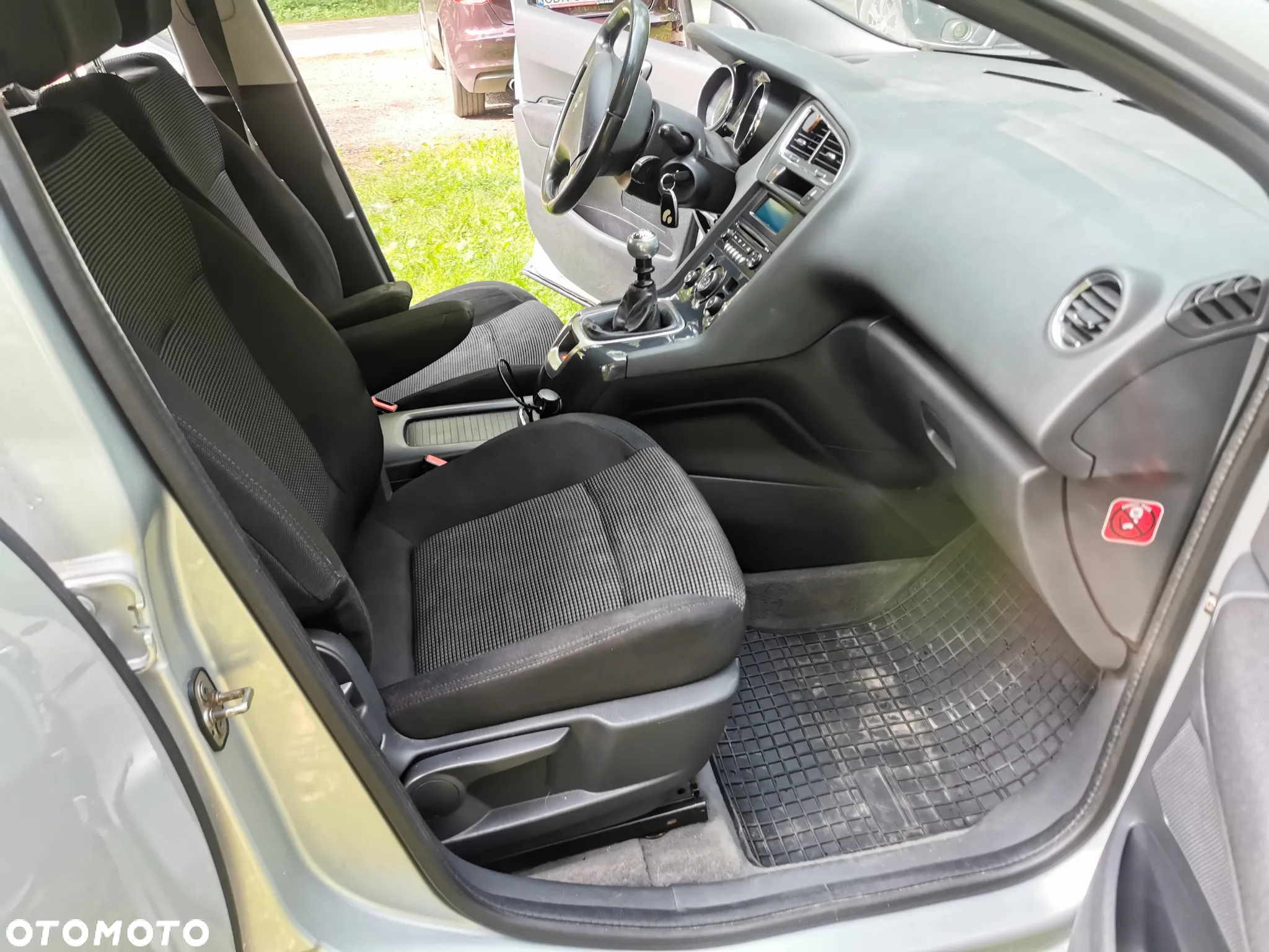 Peugeot 5008 2.0 HDi Family - 14