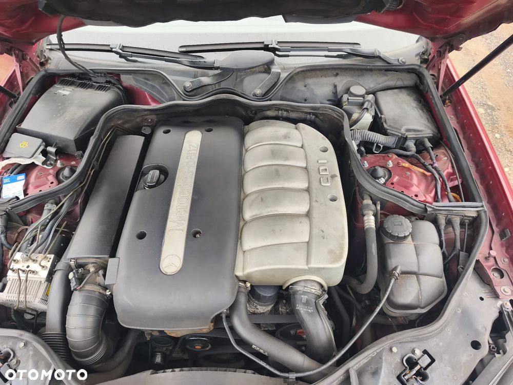 Mercedes-Benz Klasa E - 18