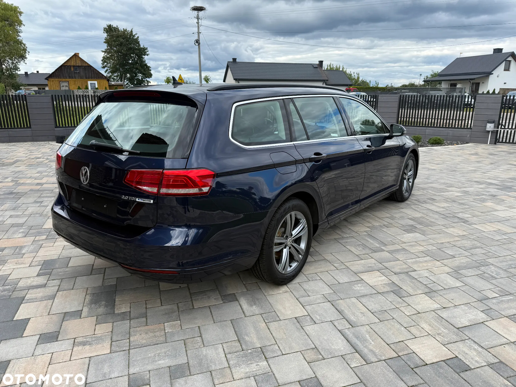 Volkswagen Passat 2.0 TDI BMT Highline - 8