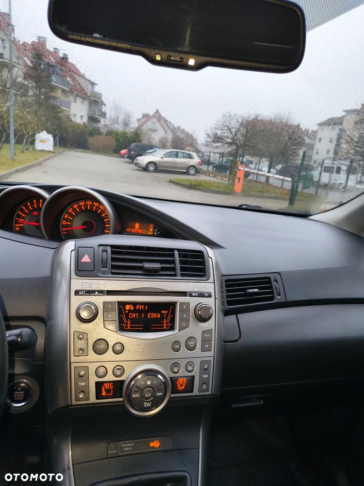 Toyota Verso 1.6 Edition - 12