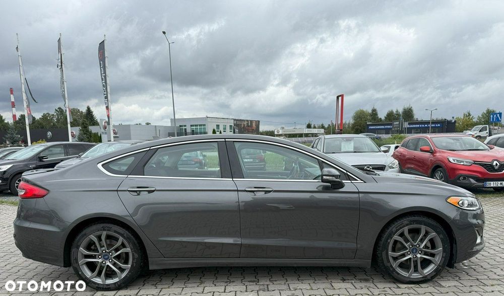 Ford Mondeo - 10