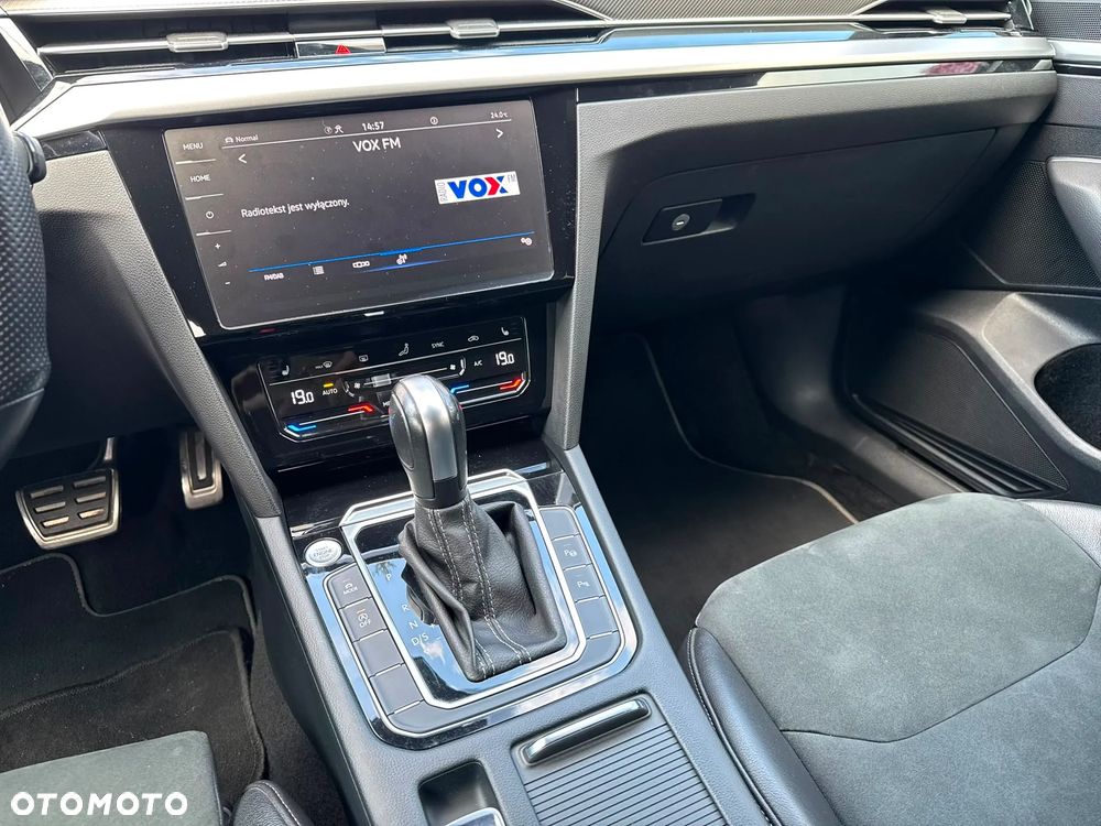 Volkswagen Arteon 2.0 TDI R-Line DSG - 34