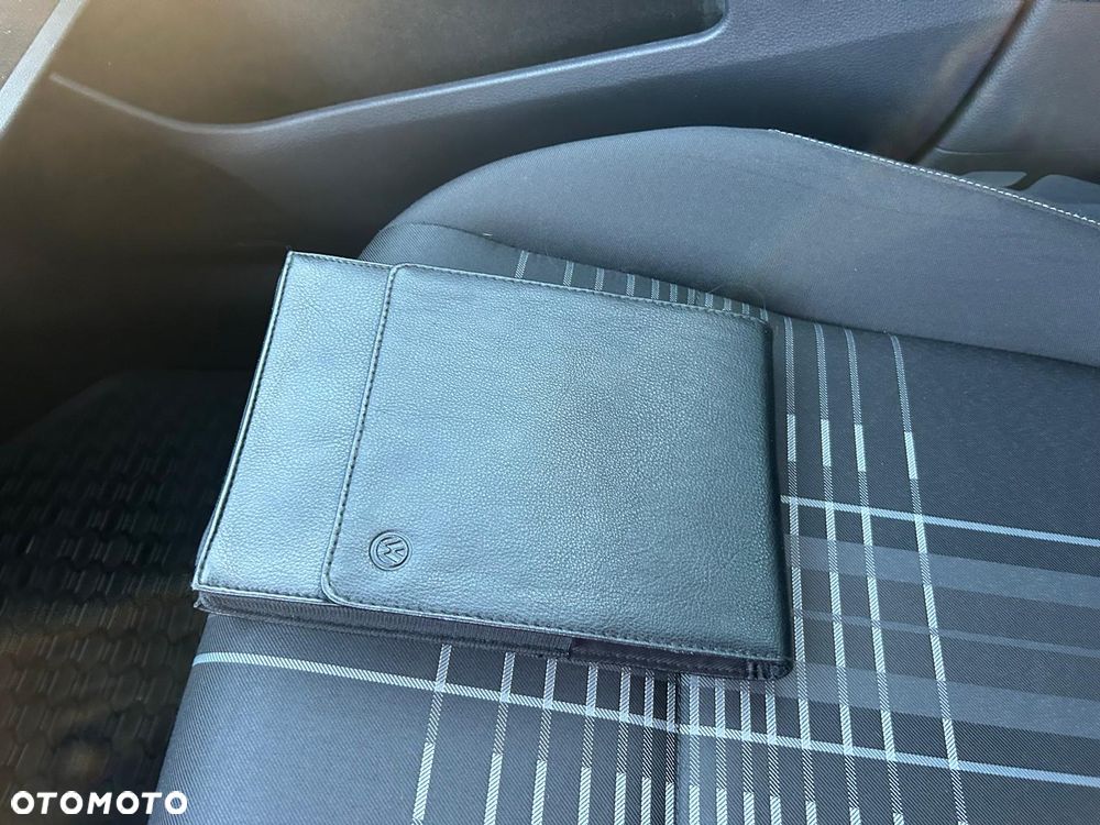 Volkswagen Golf 1.6 BlueTDI Trendline - 36