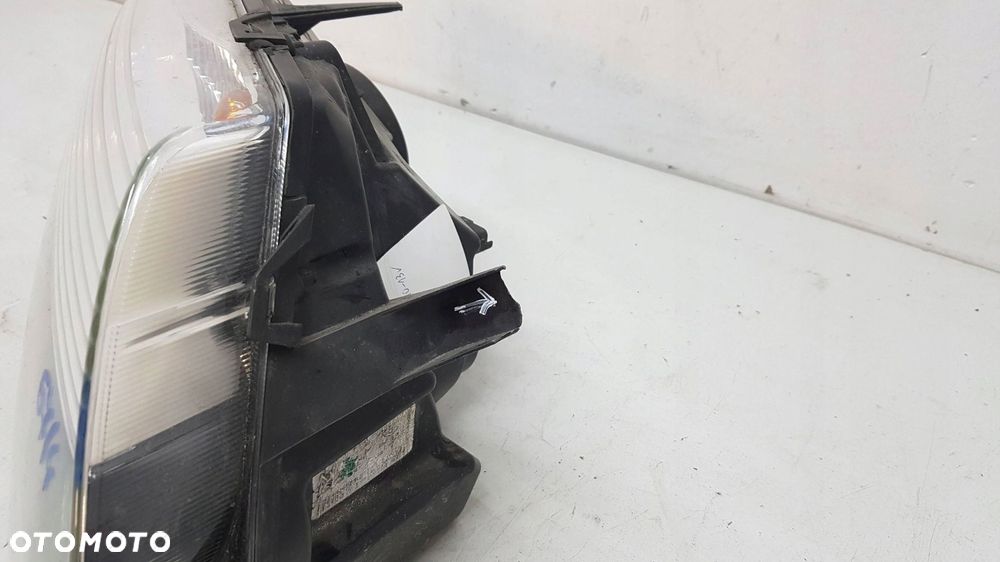 dacia duster i 10-13 lampa prawy przód eu - 3