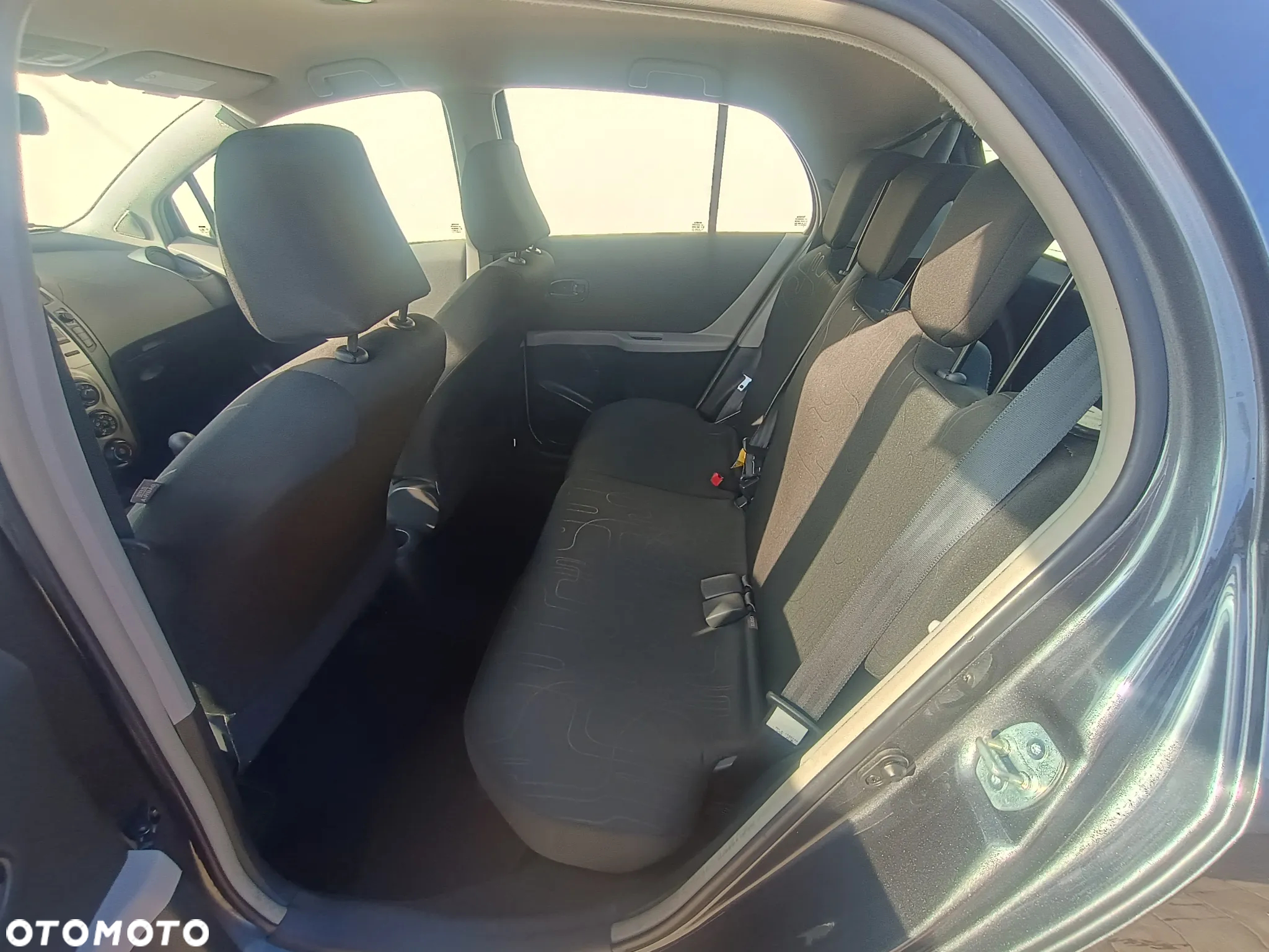 Toyota Yaris 1.33 VVT-i Cool - 19