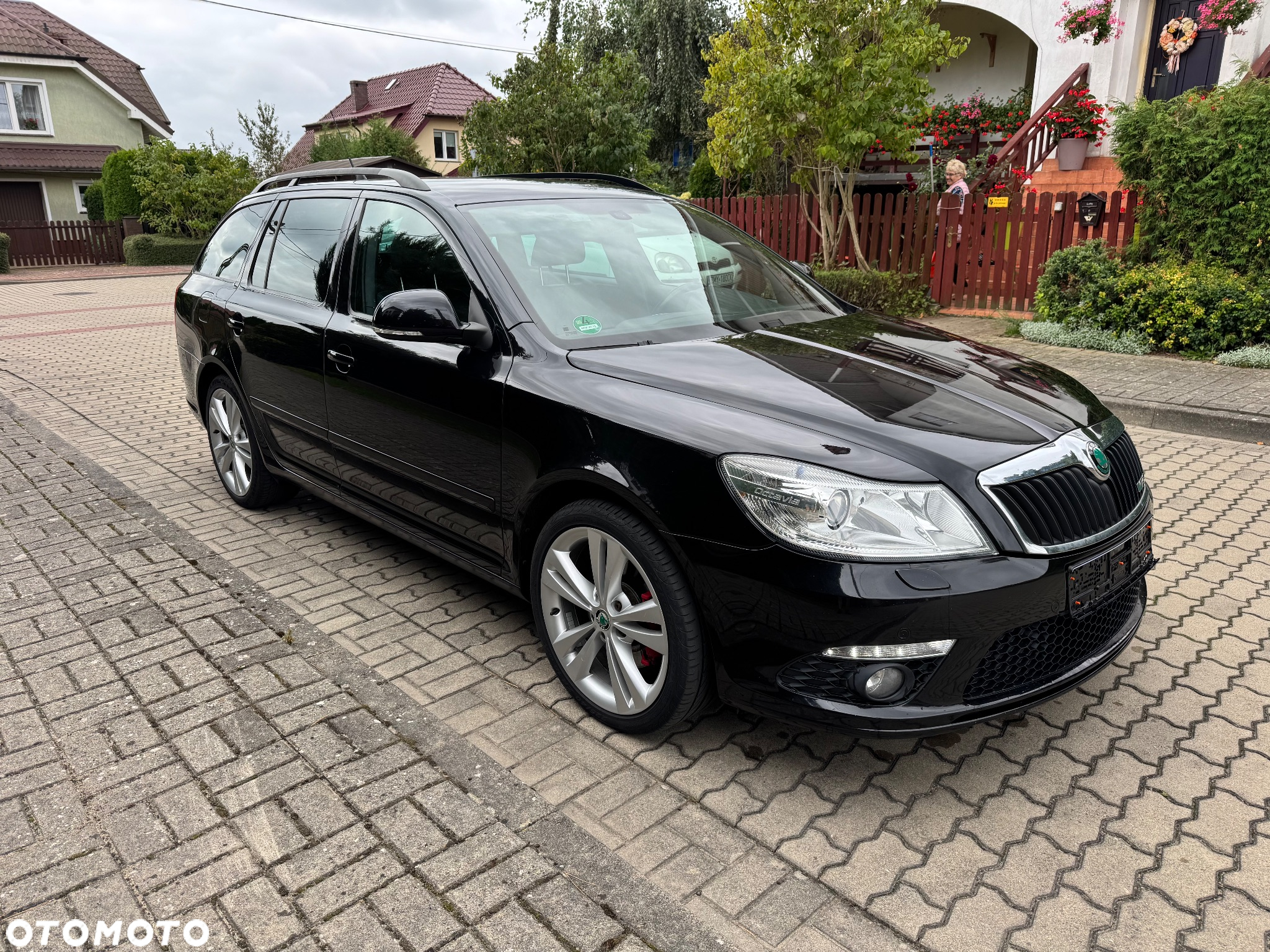 Skoda Octavia Combi 2.0 TDI DPF DSG RS - 6