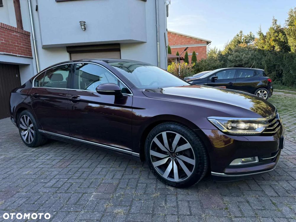 Volkswagen Passat - 2