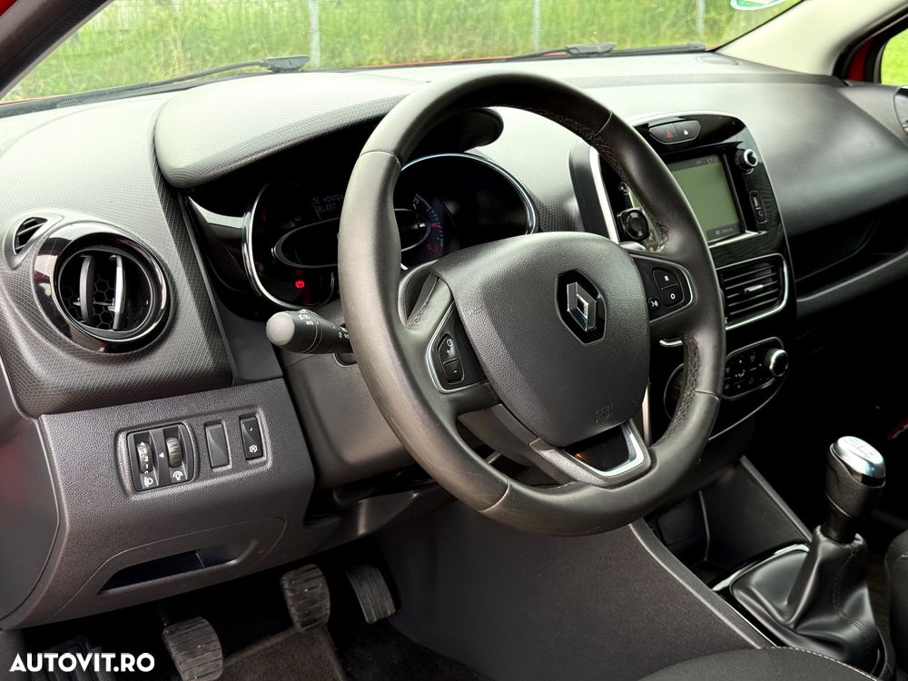 Renault Clio - 30