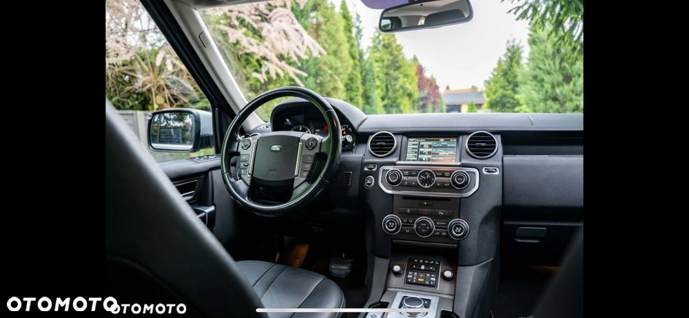 Land Rover Discovery 3.0D V6 E - 5