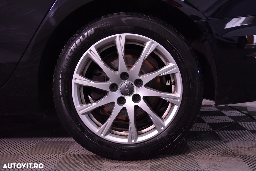 Audi A4 40 TDI S tronic - 13