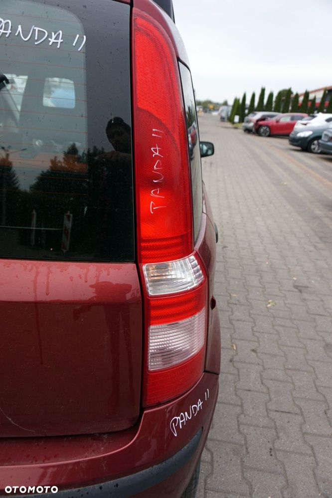 LAMPA TYLNA PRAWA PANDA II  FIAT 2003-2012 - 2