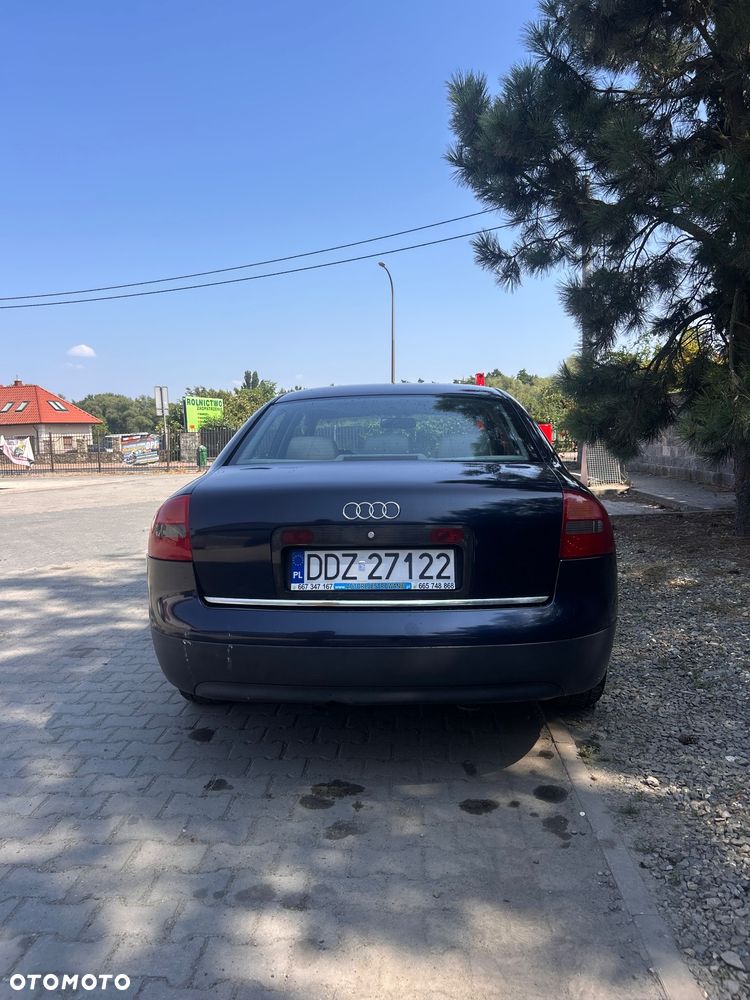 Audi A6 Limousine 2.4 - 6