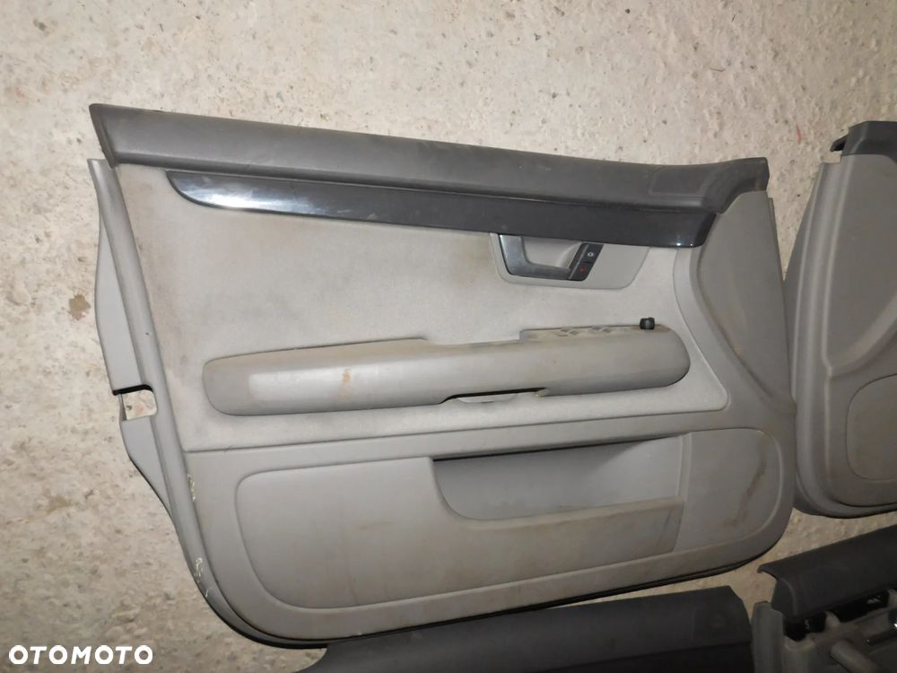 tapicerka drzwi boczki AUDI A4 B6 B7 komplet - 4