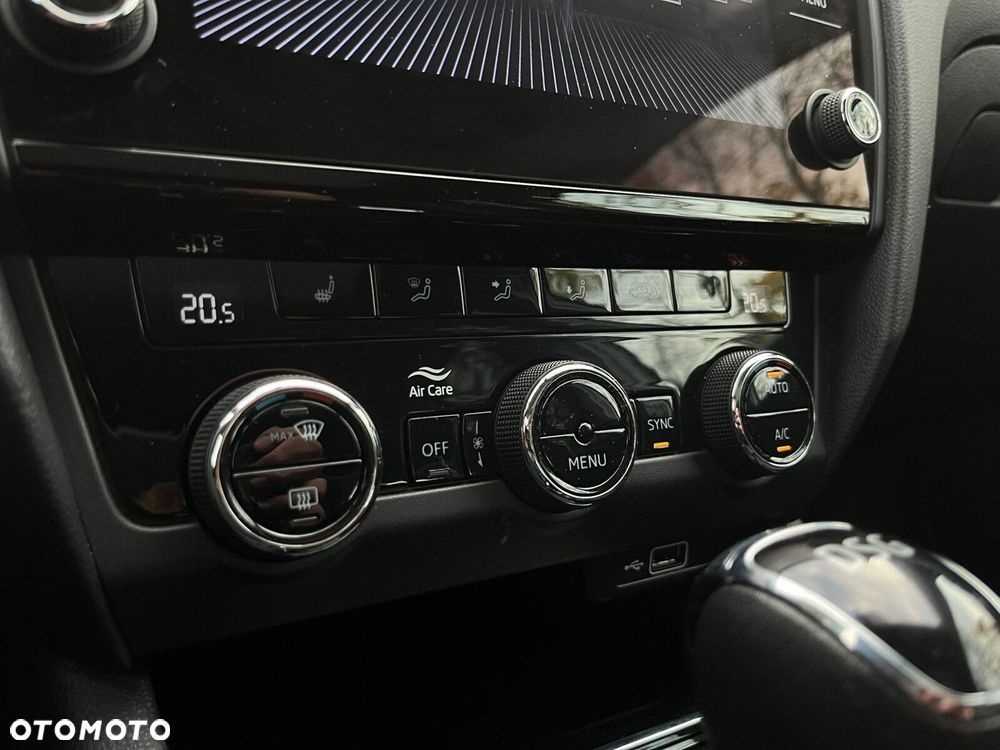 Skoda Octavia 2.0 TDI Style DSG - 27