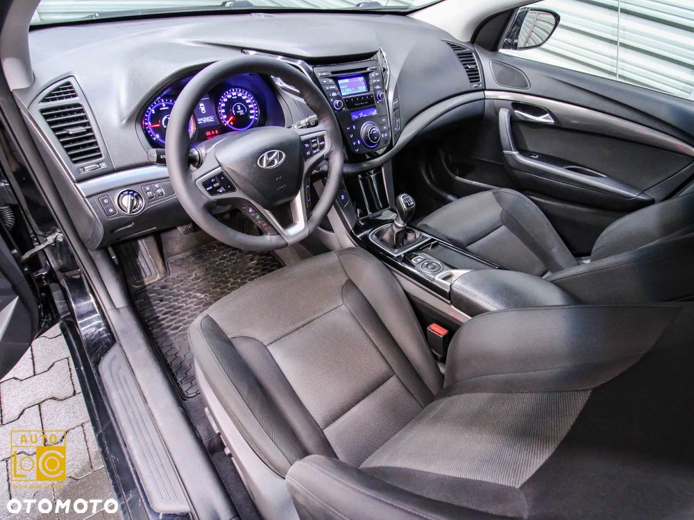 Hyundai i40 1.7 CRDi Comfort - 17