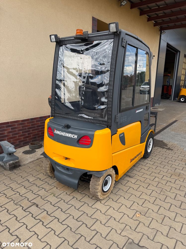 Jungheinrich EFG430 - 6