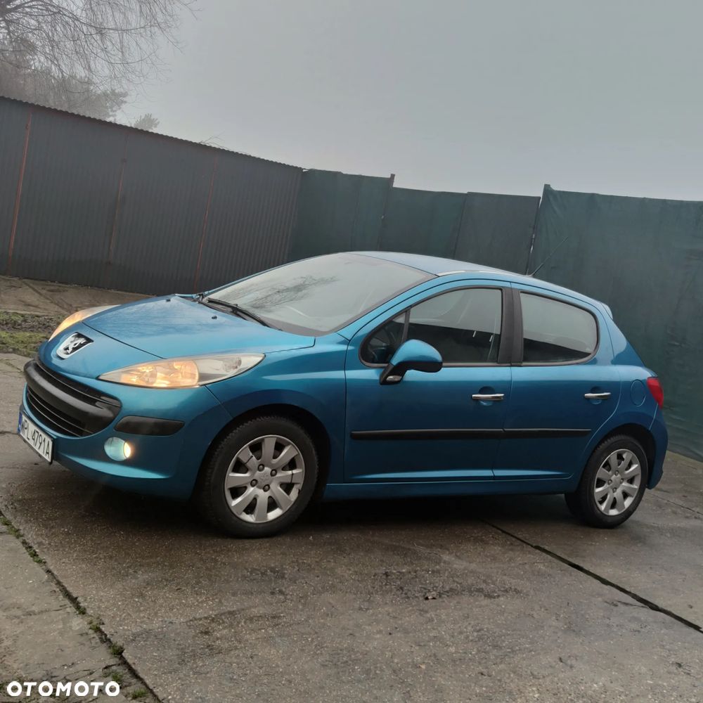 Peugeot 207 - 2
