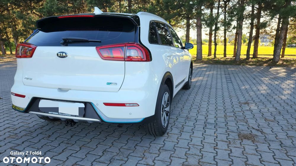 Kia Niro 1.6 GDI Plug-in Hybrid L - 9