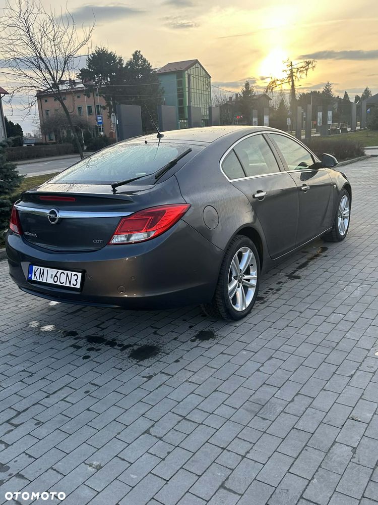 Opel Insignia 2011