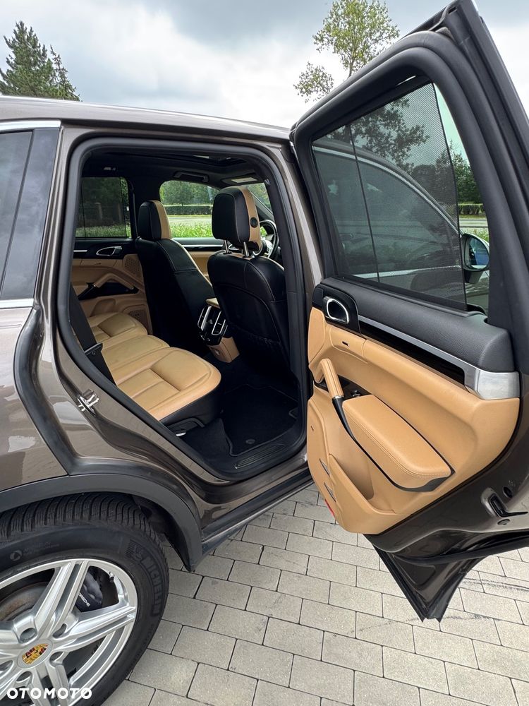 Porsche Cayenne Tiptronic S - 28