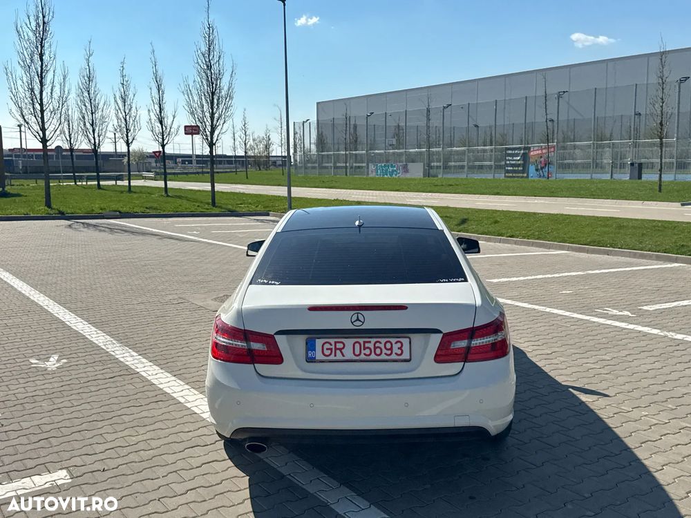 Mercedes-Benz E 250 BlueEFFICIENCY 7G-TRONIC Avantgarde - 11