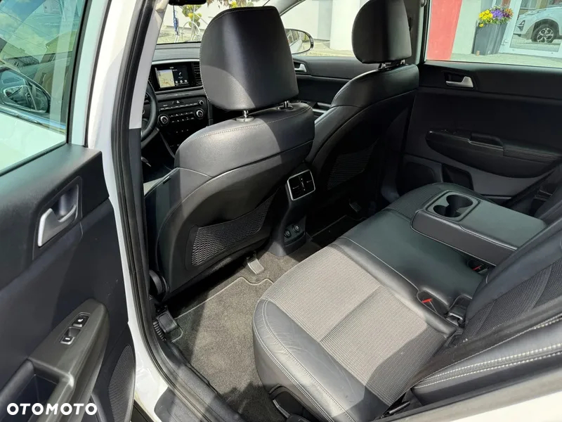 Kia Sportage 1.6 CRDI L Business Line Plus 2WD - 11