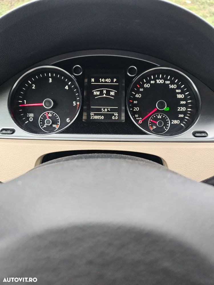Volkswagen Passat 2.0 Blue TDI DSG SCR Comfortline - 33