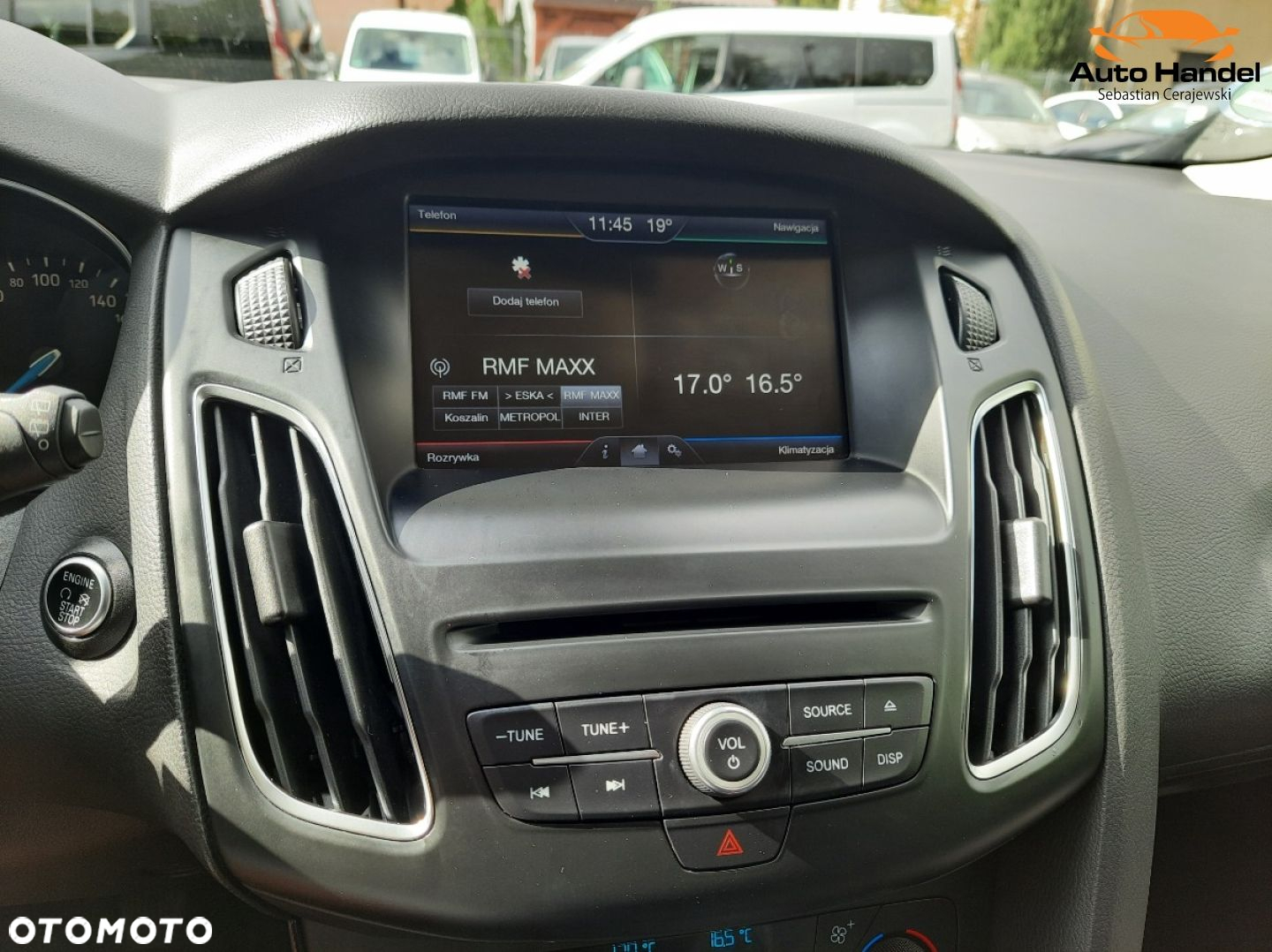 Ford Focus Turnier 1.0 EcoBoost Start-Stopp-System TITANIUM - 18