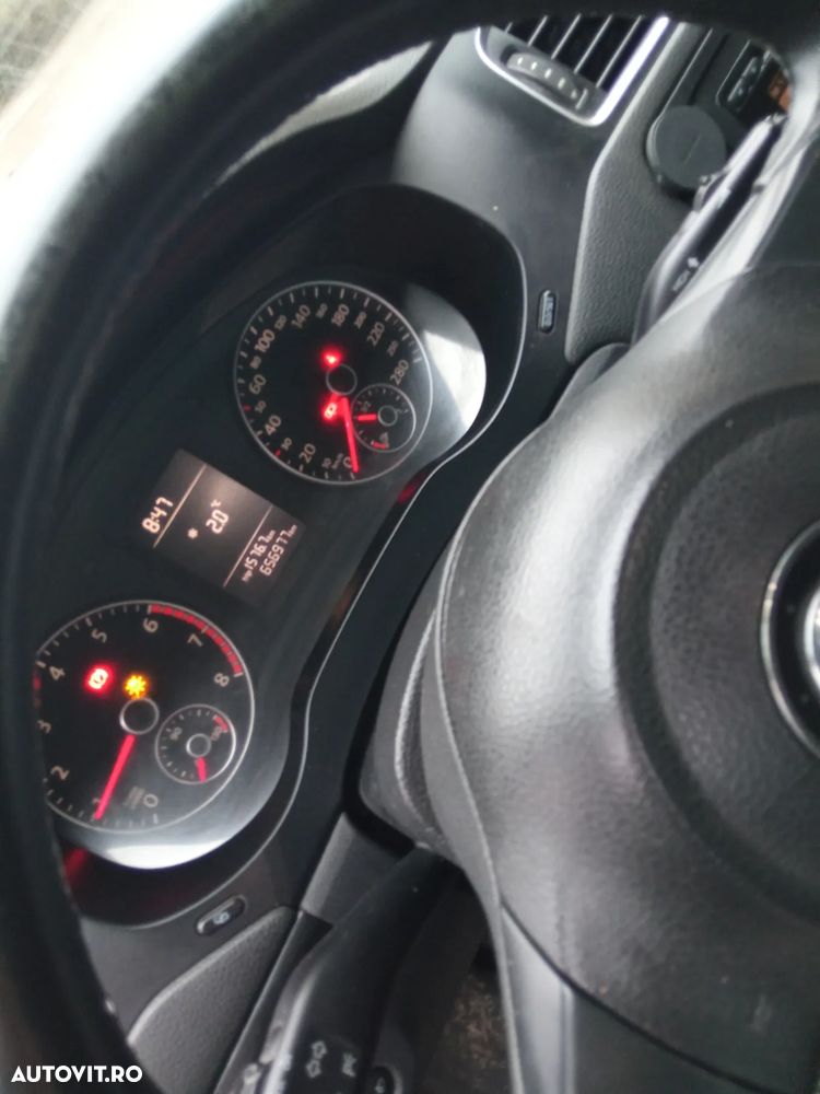 Volkswagen Jetta 1.2 TSI Trendline - 5