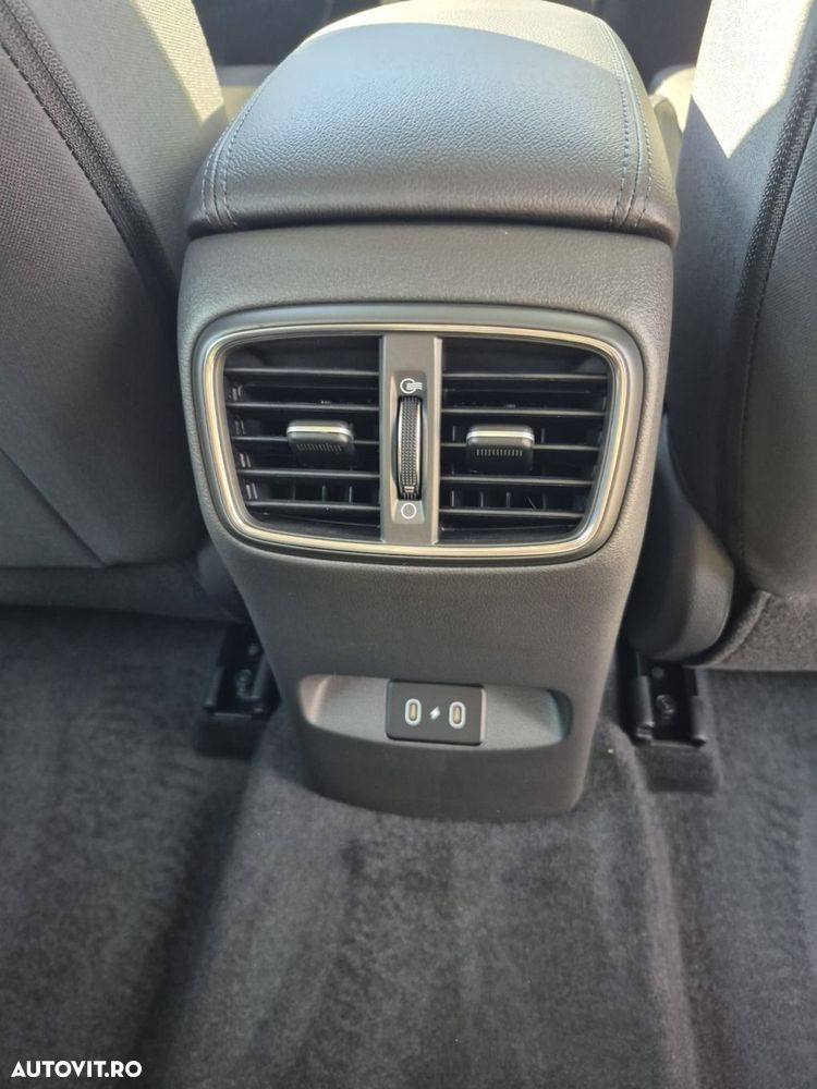 Hyundai i30 Wagon 1.5 96CP M/T Highway - 12