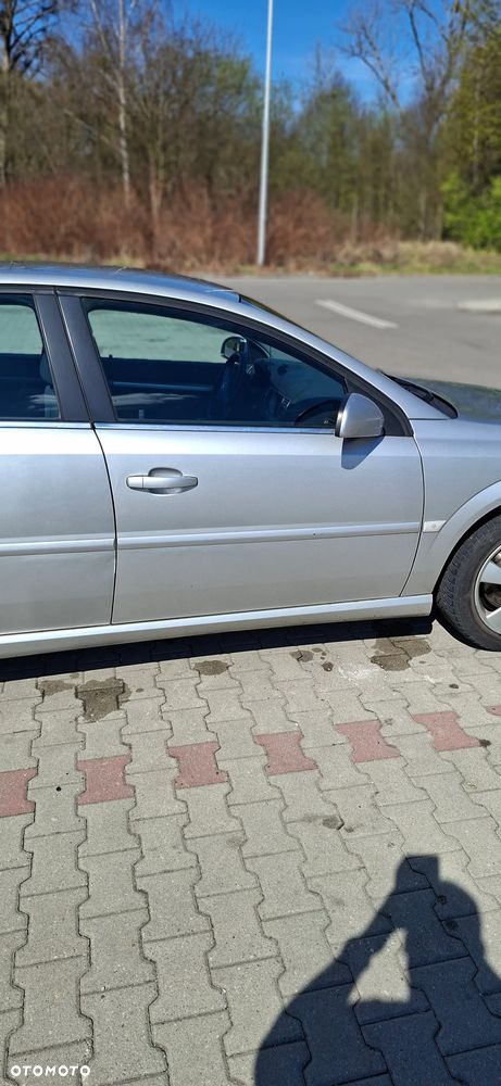 Opel Vectra 1.6 Essentia - 21