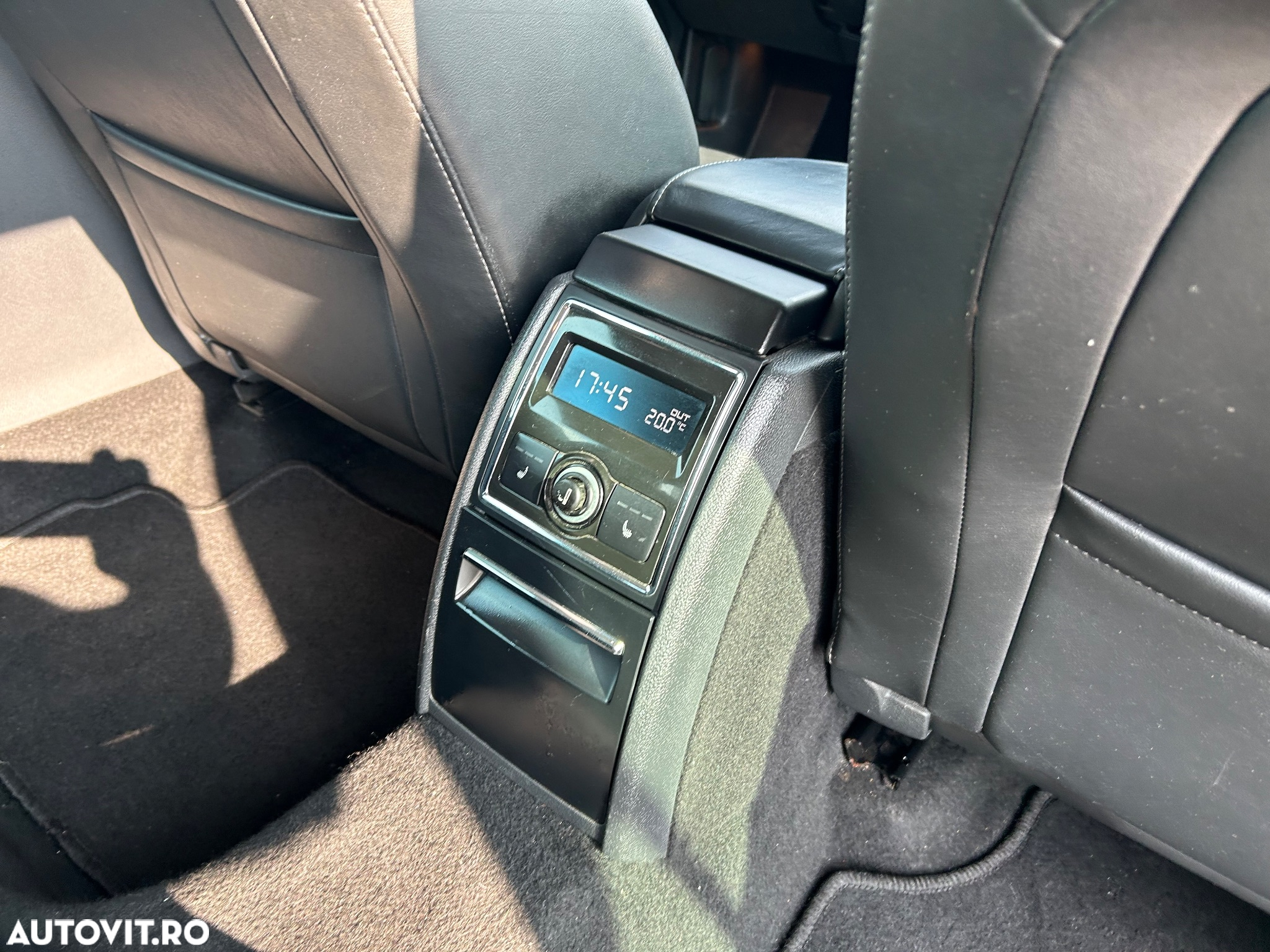 Skoda Superb 1.6 TDI DSG Ambition - 14