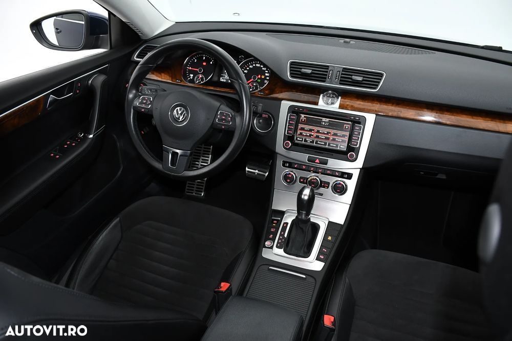 Volkswagen Passat 2.0 TDI DSG BlueMotion Technology Highline - 11