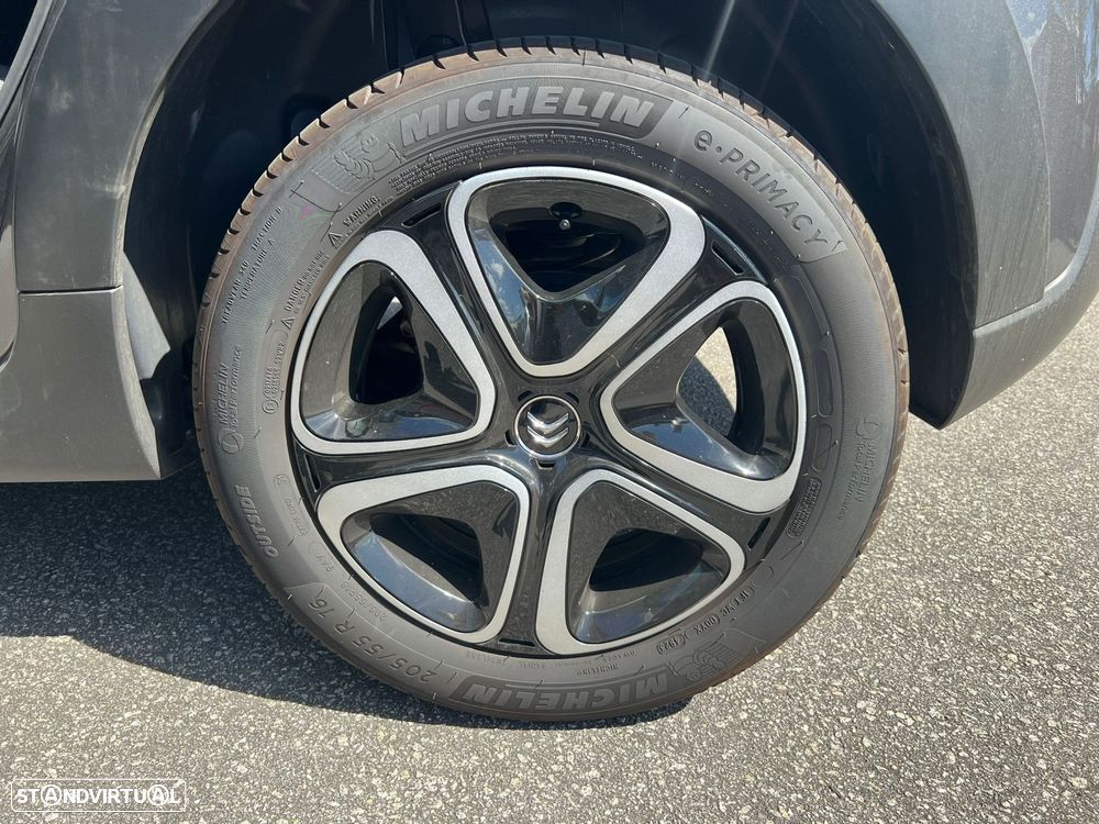 Citroën C3 1.2 PureTech Plus - 12