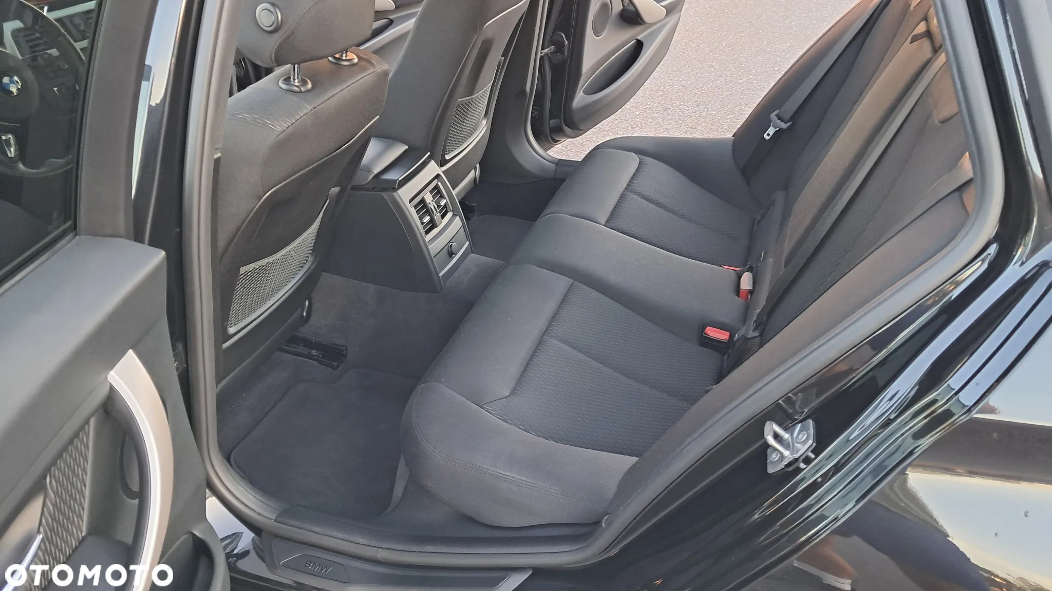 BMW Seria 3 316i M Sport - 11