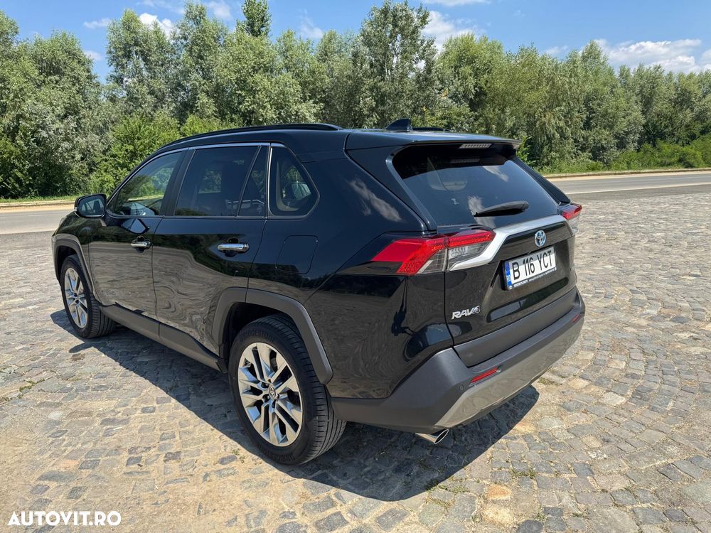 TOYOTA RAV4 2022 — imagine 18