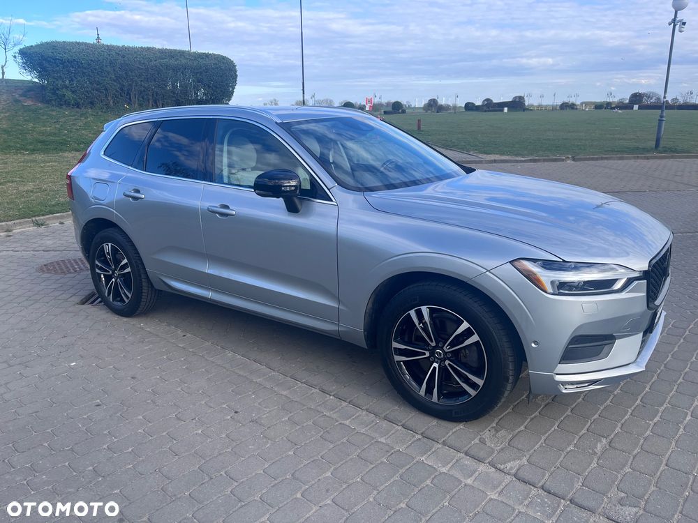 Volvo XC 60 T6 AWD Geartronic Momentum Pro - 12