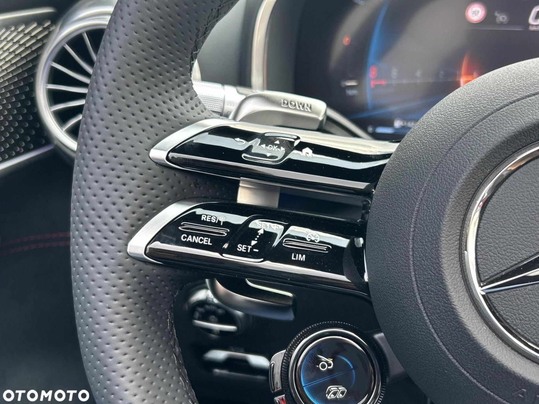 Mercedes-Benz SL - 17