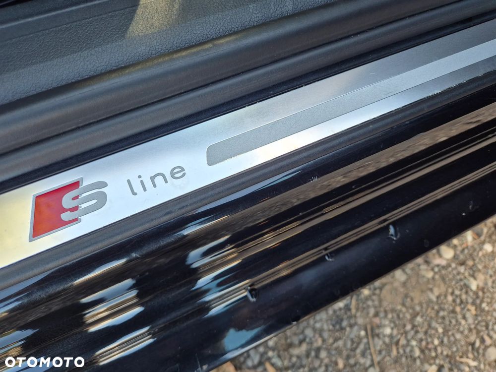 Audi A4 Limousine - 17