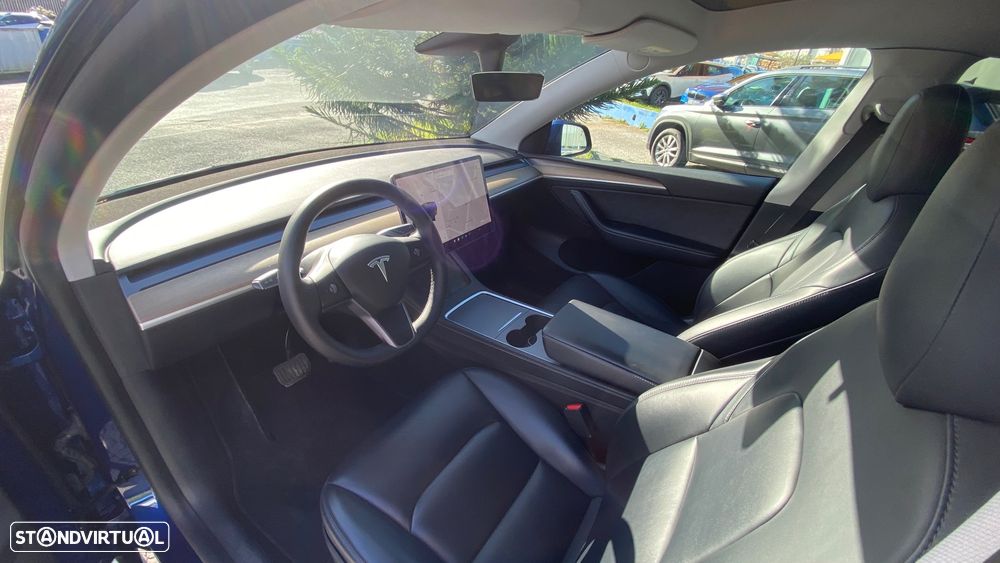 Tesla Model Y Long Range Tração Integral - 21