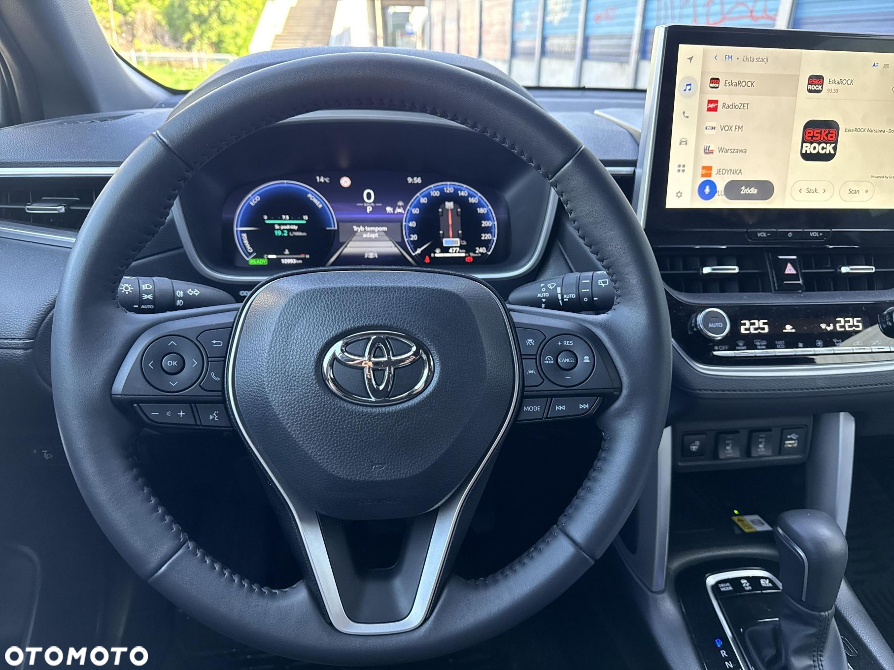 Toyota Corolla Cross - 16