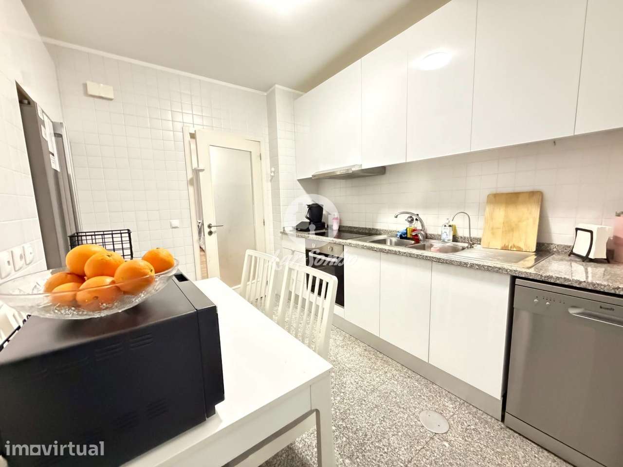 T2 com Lugar de Garagem e Terraço a 700m da Praia, Azurara | Vila d... - Grande imagem: 4/16