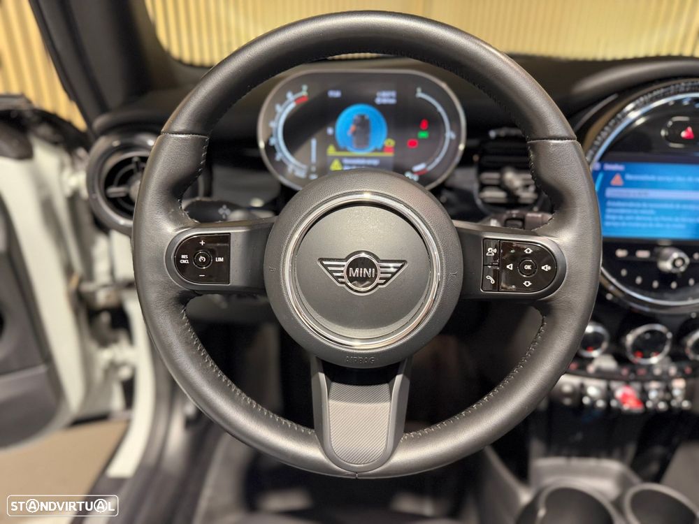 MINI Cabrio Cooper - 8